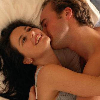 如何激发女人在床上的性爱 男人得这么做！(2)