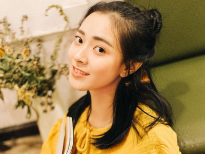 女生克制不住性冲动的瞬间